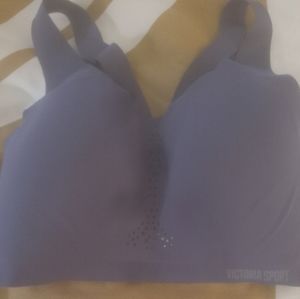 Victoria Sports bra - 32DDD